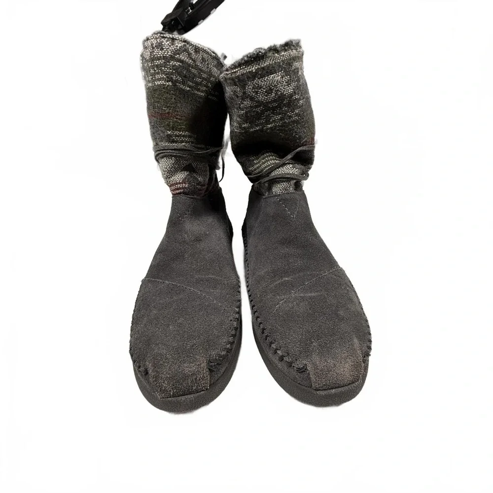 Women's Tom's Suede Moccasin Style Ankle Boots with‎ Knit Upper size 9.5